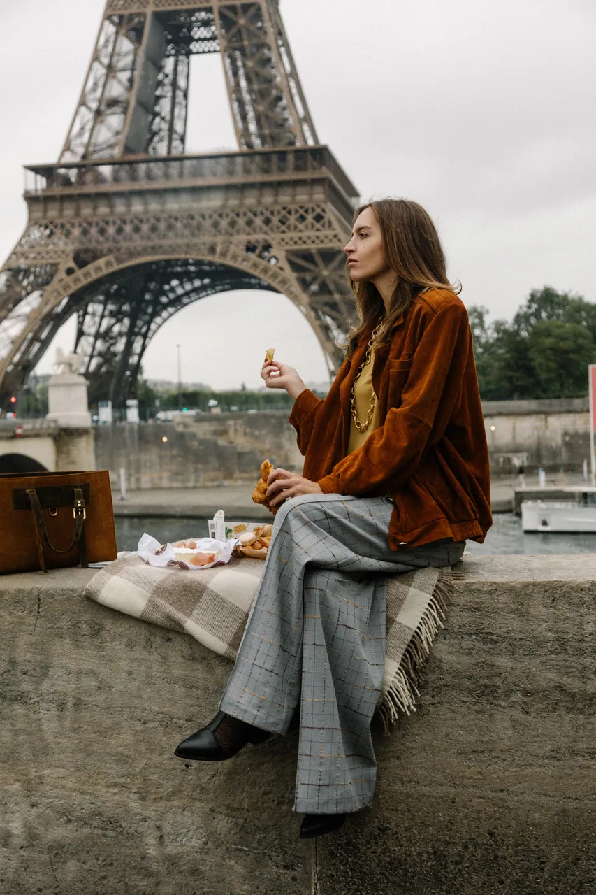 basharatyanv_aw2526_lookbook_0F1A3174