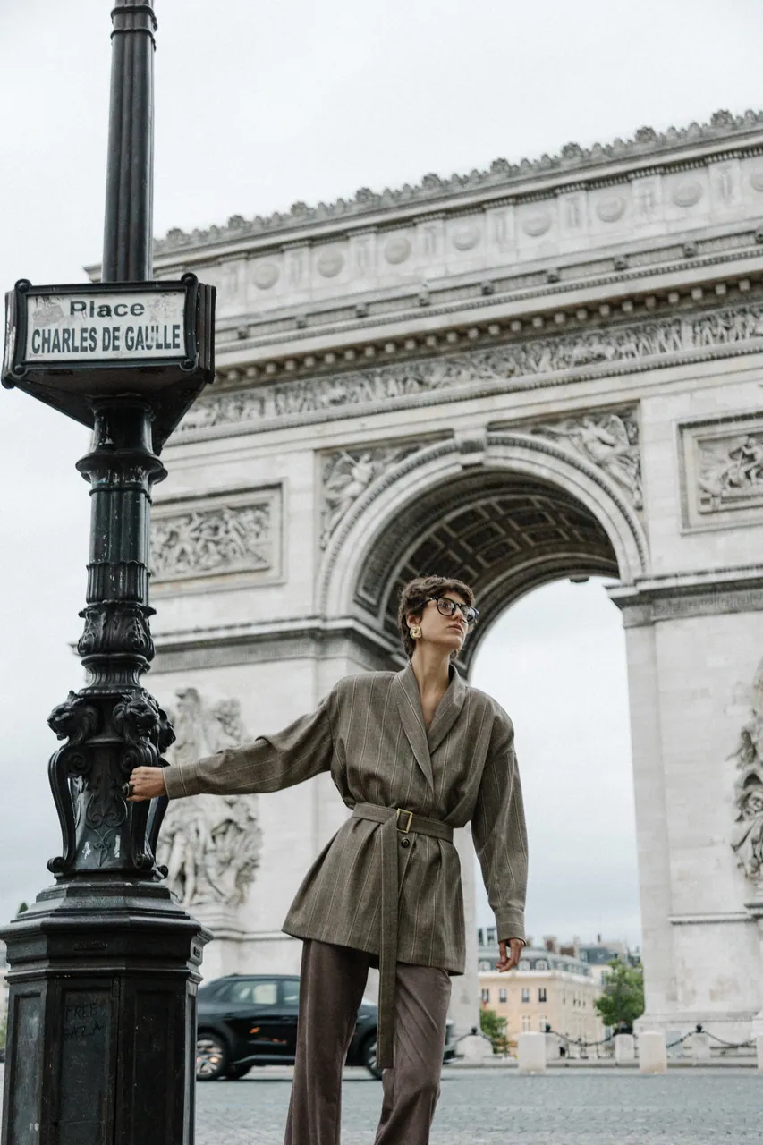 basharatyanv_aw2526_lookbook_0F1A9582