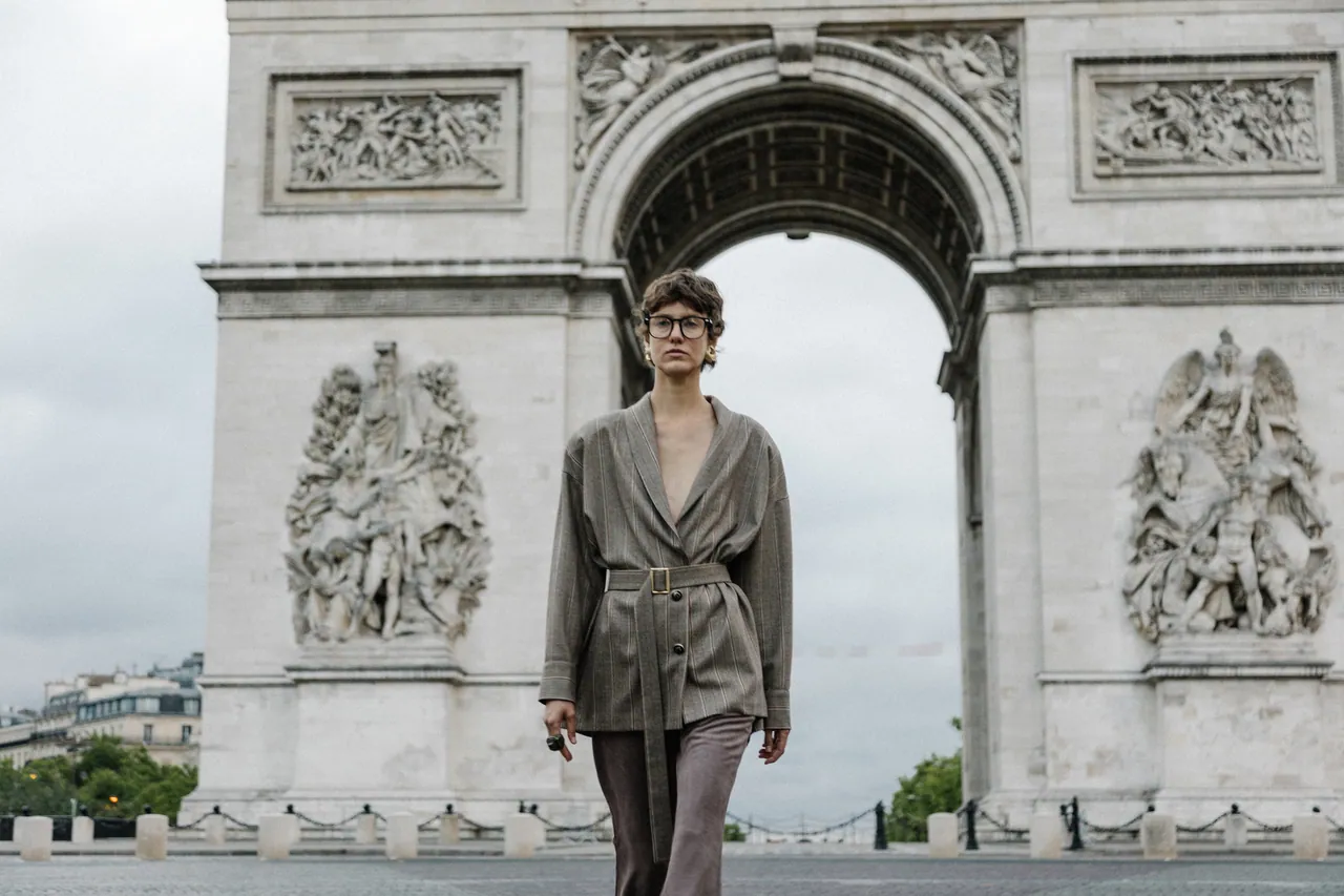 basharatyanv_aw2526_lookbook_0F1A9833