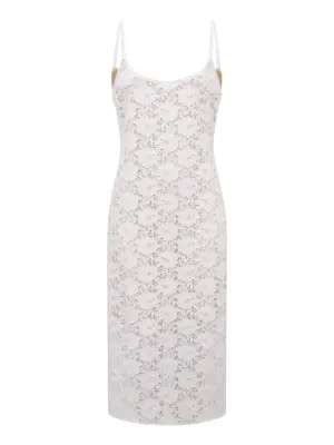 Платье по фигуре из итальянского кружева