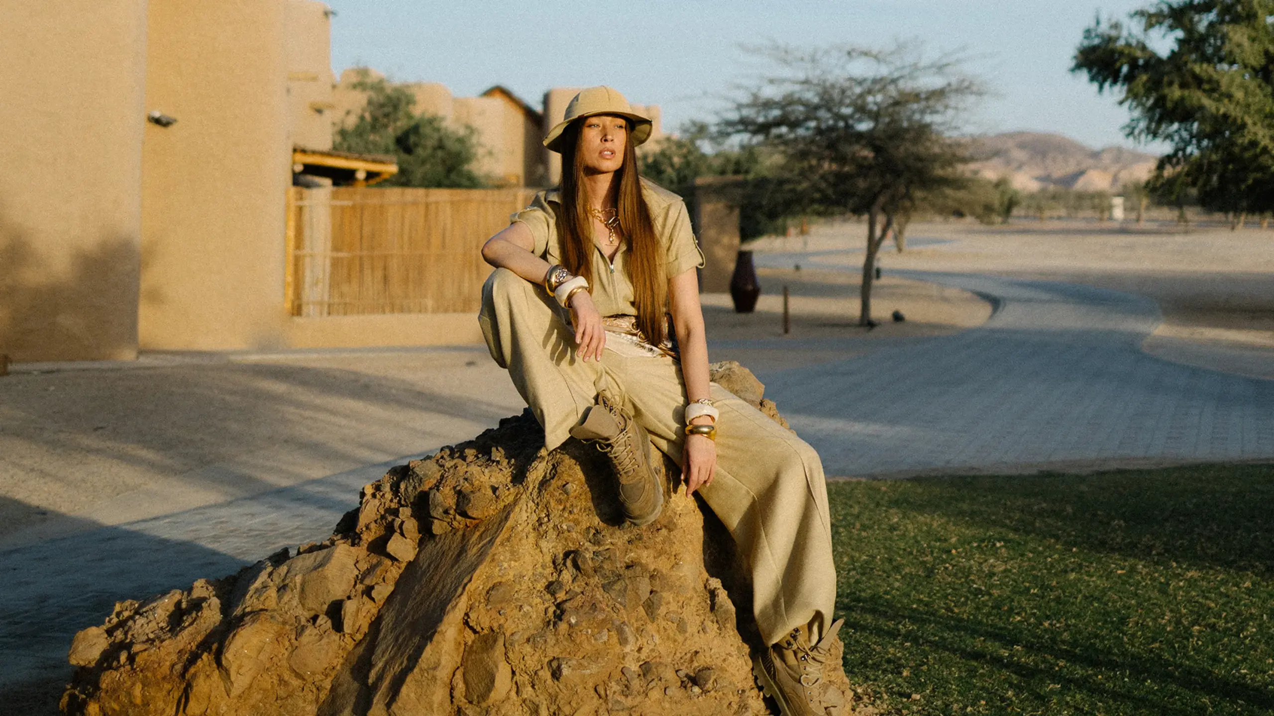 BASHARATYANV_SS26_lookb_14